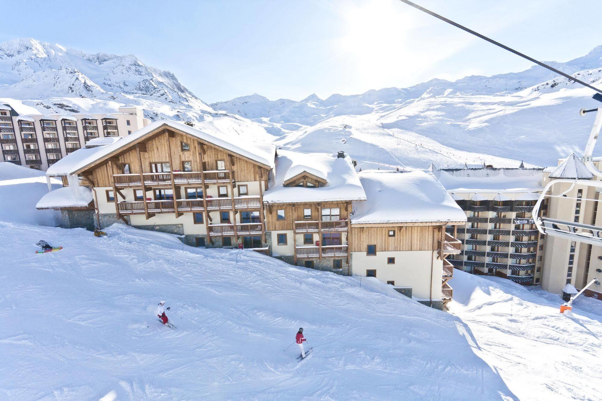Aparthotel Village Montana 4*